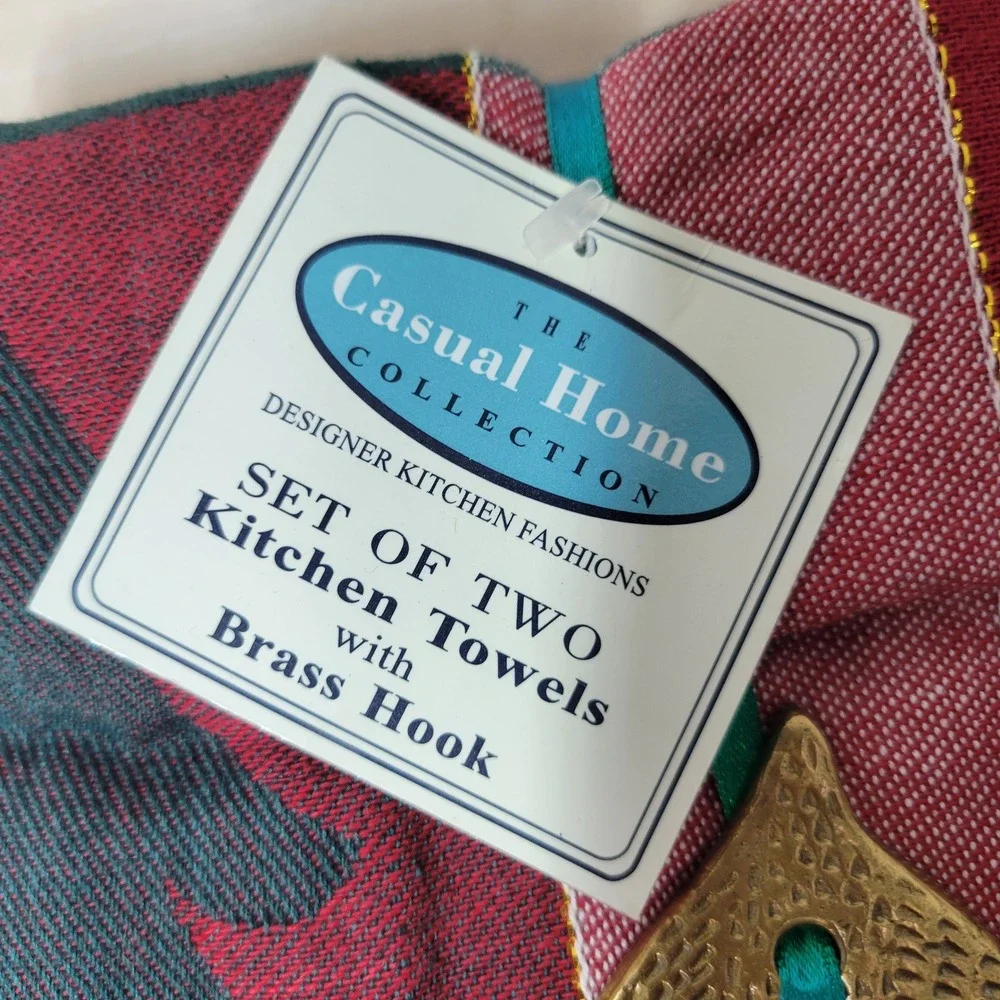 Casual Home‎ Christmas Kitchen Towel Set of 2 Buffalo Plaid Tree Hook New